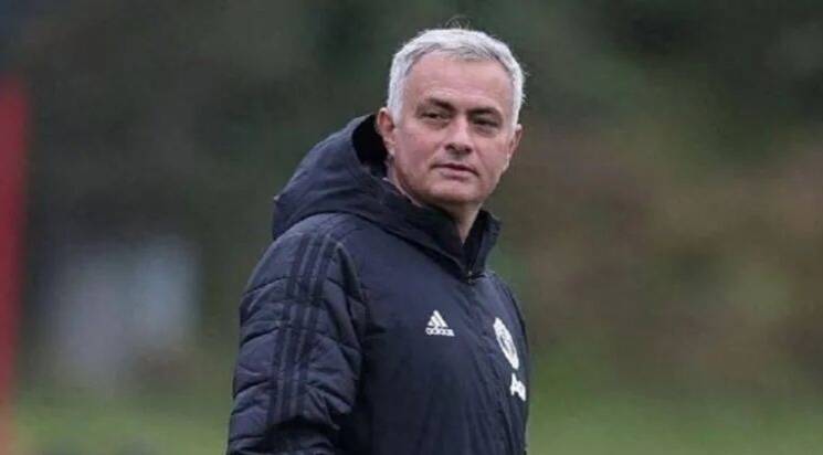 1亿转会费砸来，穆帅真能让本菲卡逆天改命？